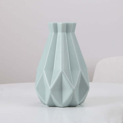 Ushijia Plastic Shatterproof Diamond Vase for Home Decor