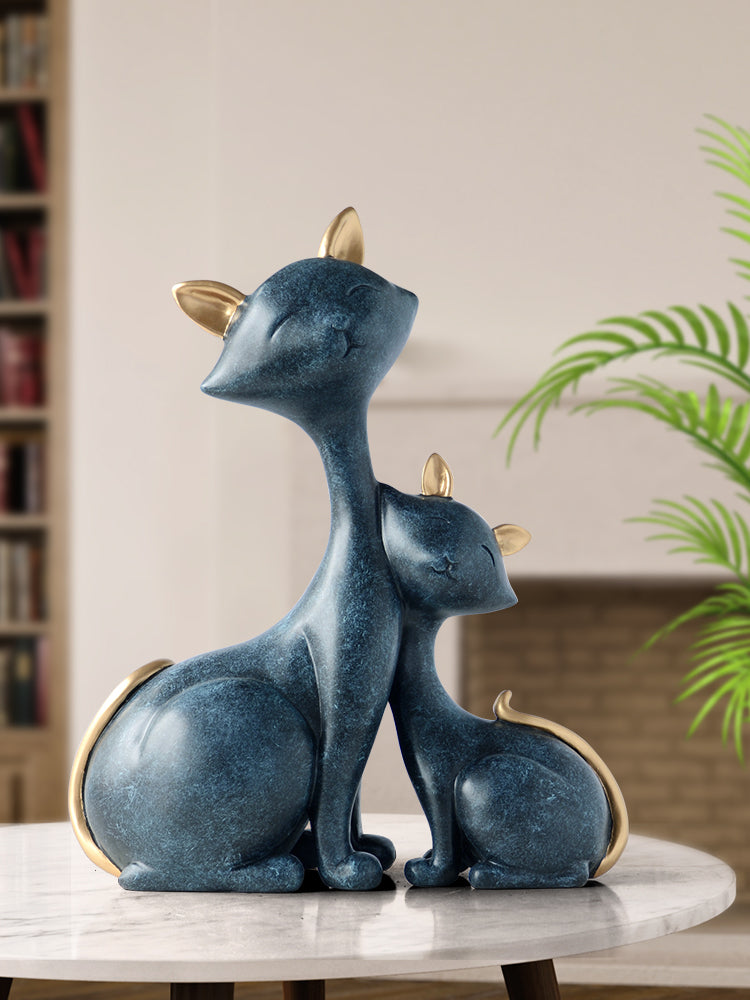 Modern Minimalist Lucky Cat Figurine for Home Decor