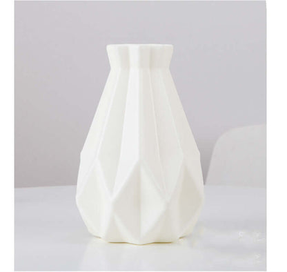 Ushijia Plastic Shatterproof Diamond Vase for Home Decor
