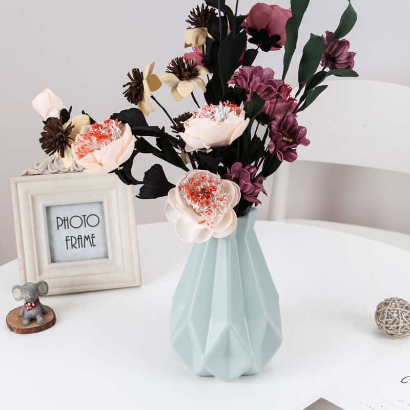 Ushijia Plastic Shatterproof Diamond Vase for Home Decor